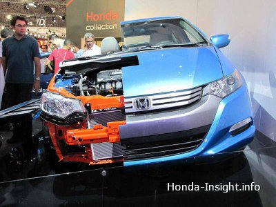 Honda-Insight-Hybrid в разрезе