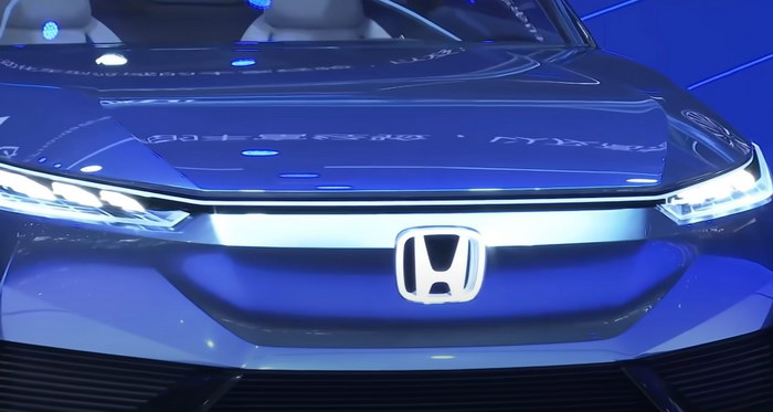 Honda планирует продать в 2024 году в Америке 2 полностью электрических внедорожника